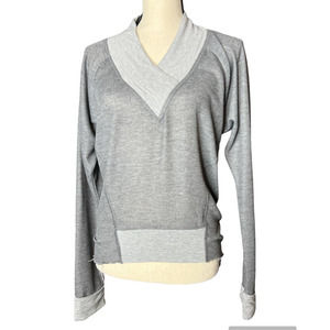 NEW L.A.M.B Women's Lightweight Waffle Thermal Blouse Size S in Gray Raw Hem